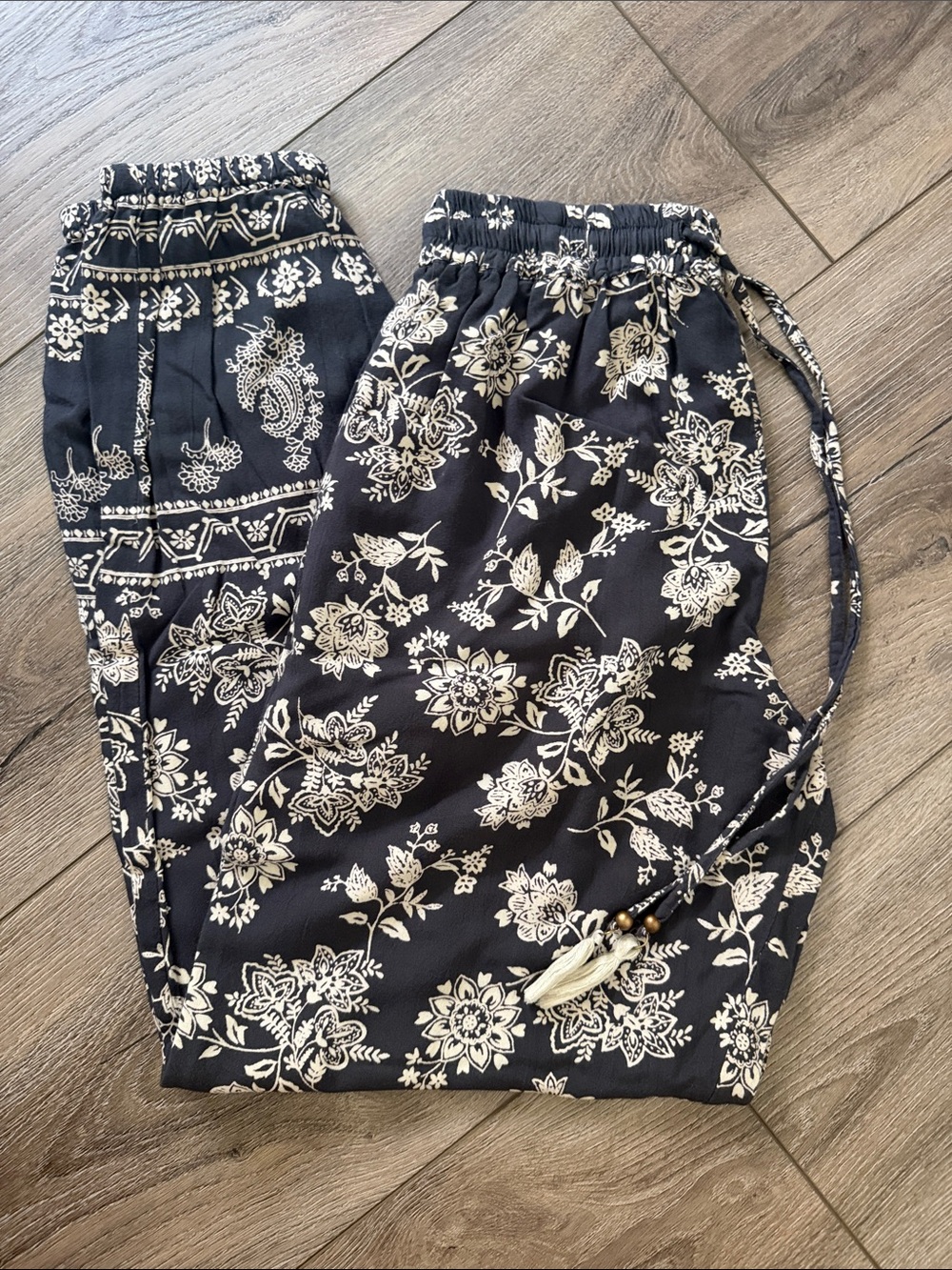 Angie Grey and Cream Floral Pull-On Pants